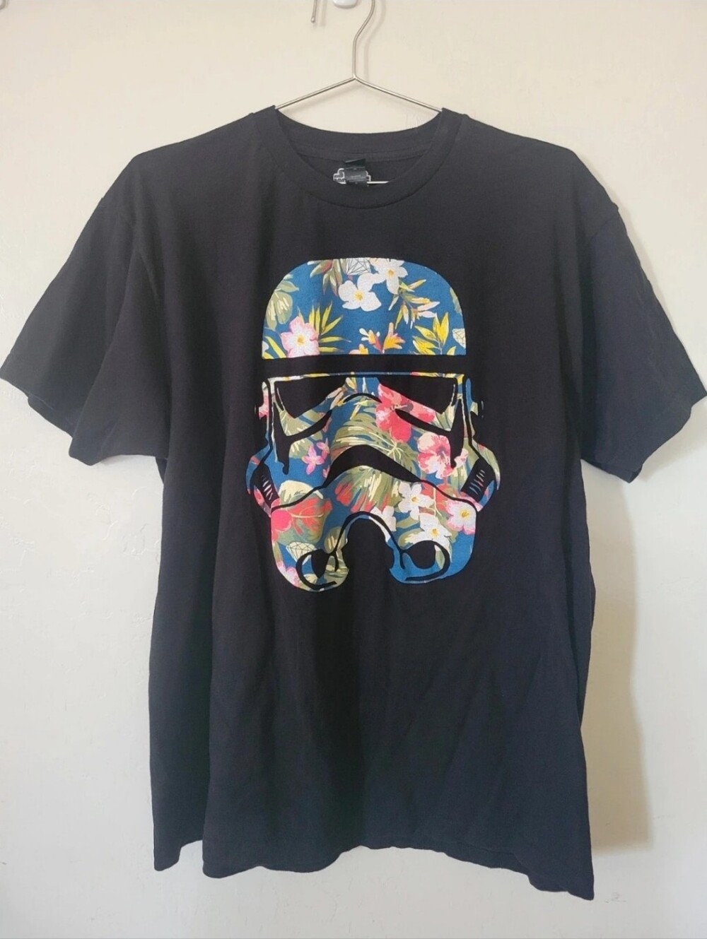 Star Wars Stormtrooper Helmet Hawaiian Tropical Floral Graphic T Shirt